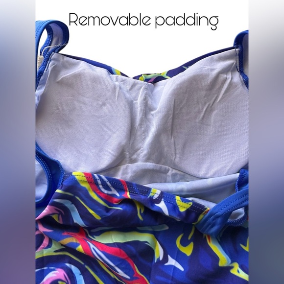 NWT WOMEN’S ONE PIECE RUCHED RETRO SWIMWEAR SWIM DRESS SIZE S - Picture 4 of 7